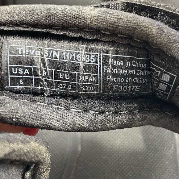 Teva Universal Premier Strappy Active Sandals Womens Size 6 Black Wedge Sole - Picture 9 of 9